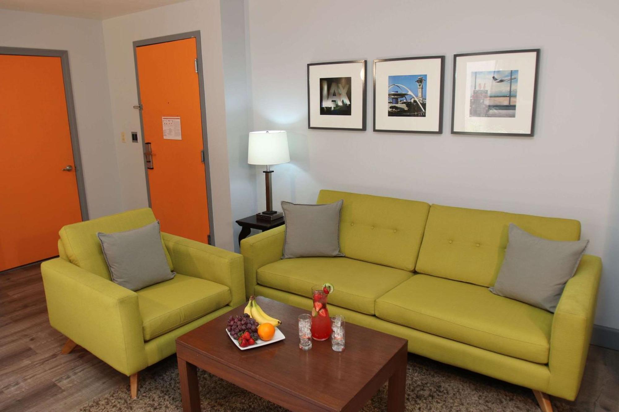 Blvd And Universal-hollywood, Ascend Collection Hotel Los Angeles