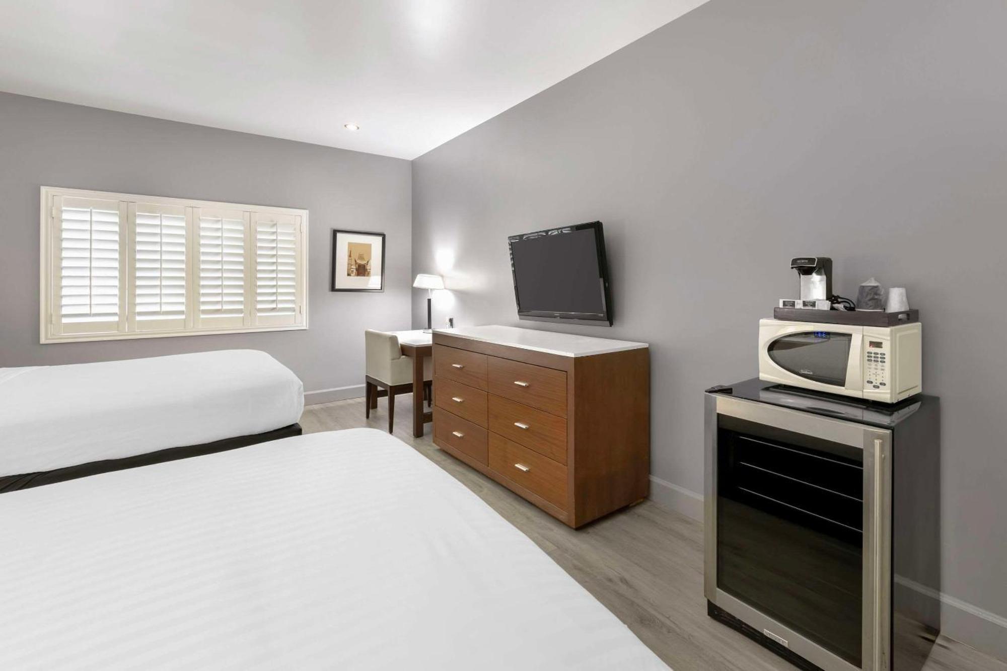 Hotel Blvd And Universal-hollywood, Ascend Collection
