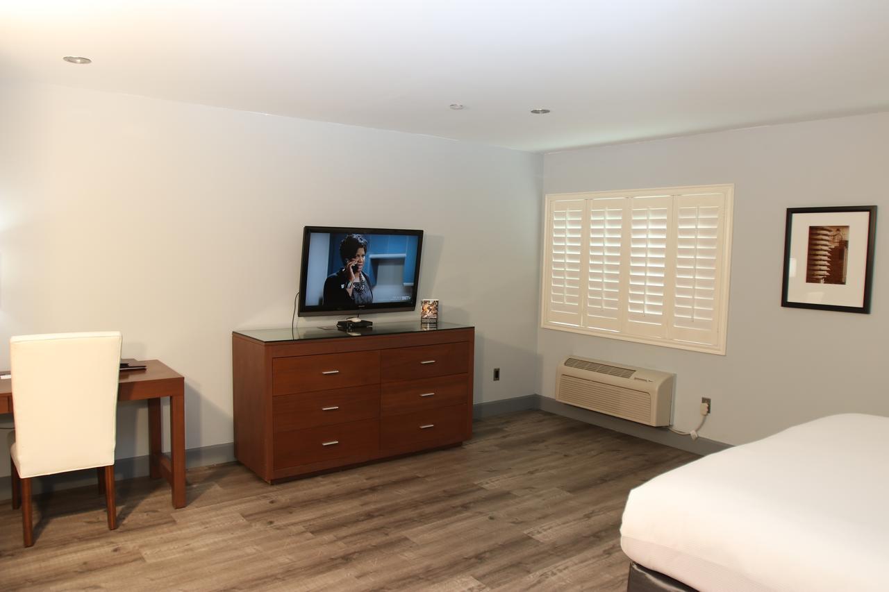 Blvd And Universal-hollywood, Ascend Collection Hotel